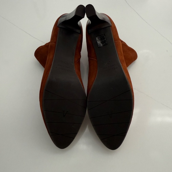 Aquatalia Roxana Bootie Rust Brown Ginger Suede Heeled Boot - Picture 6 of 7